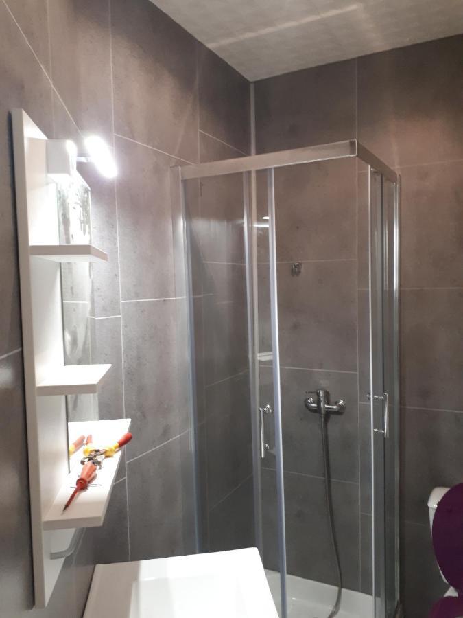 Rent4Night Grenoble Aigle Apartamento Exterior foto