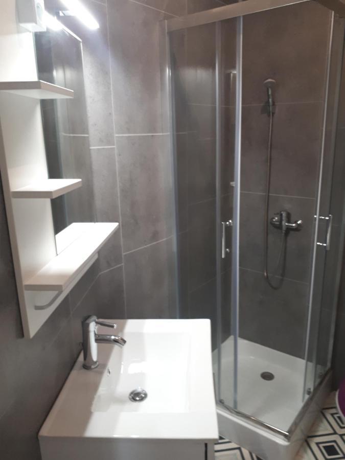 Rent4Night Grenoble Aigle Apartamento Exterior foto